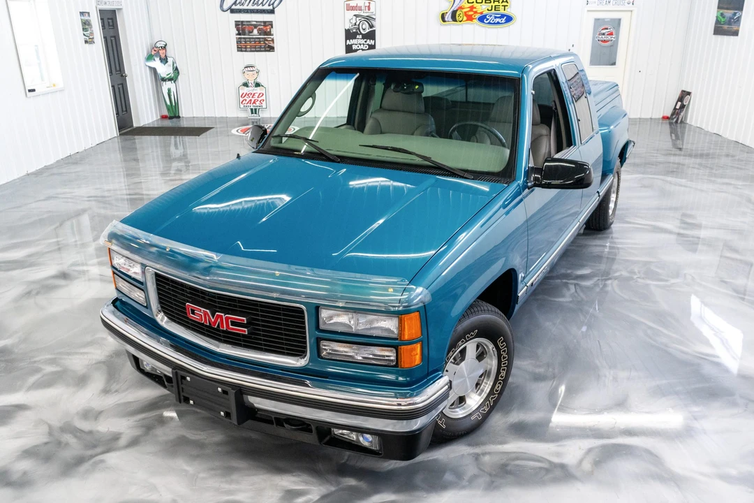 1997 GMC Sierra 1st Gen - Image 6 of 31