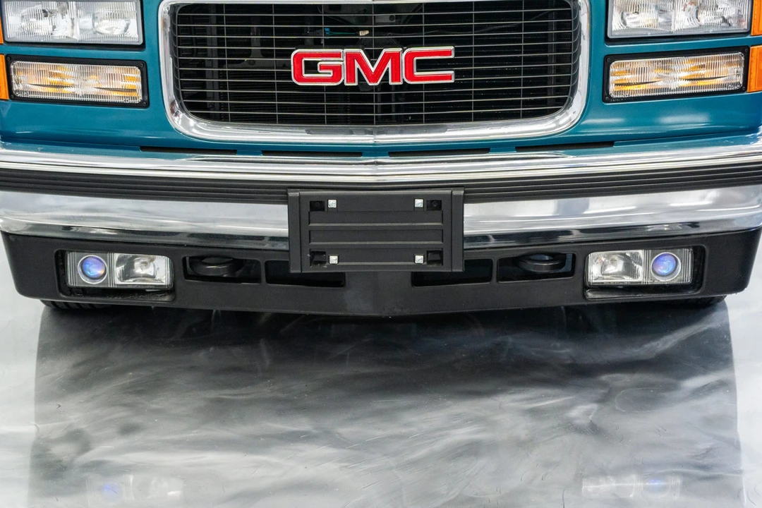 1997 GMC Sierra 1st Gen - Image 18 of 31