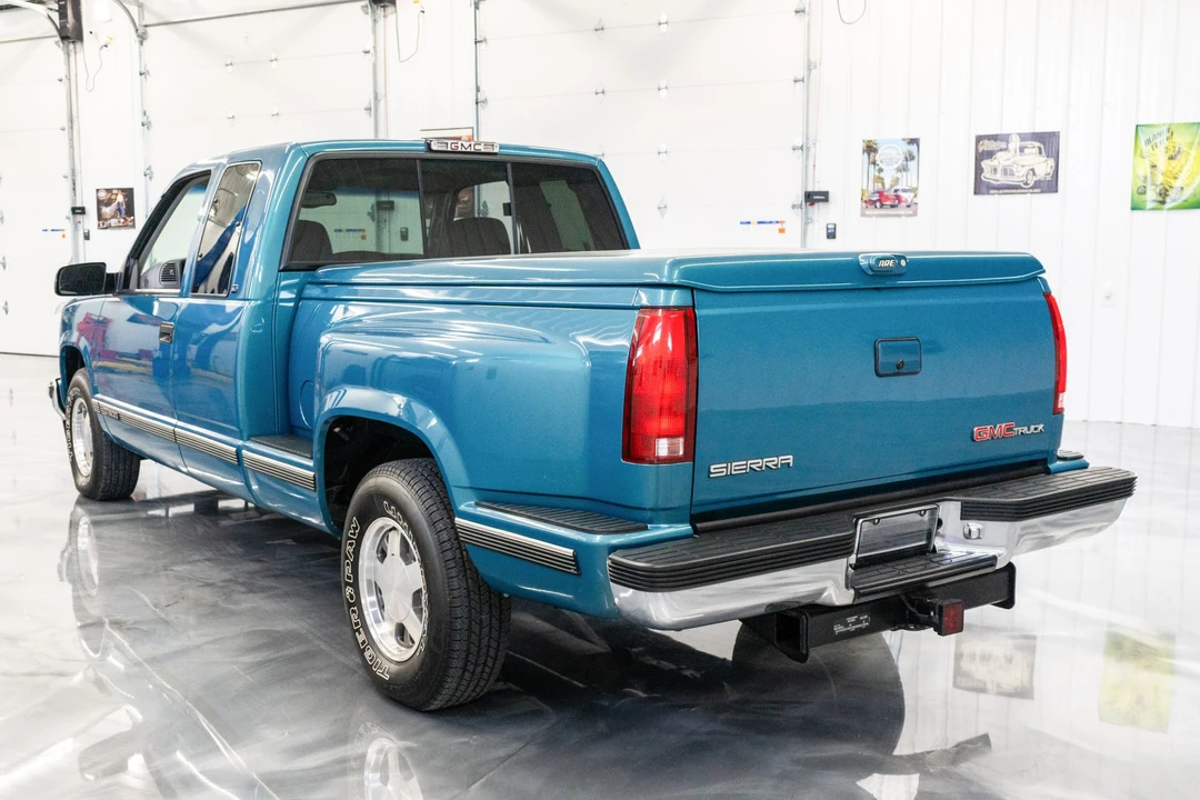 1997 GMC Sierra 1st Gen - Image 9 of 31