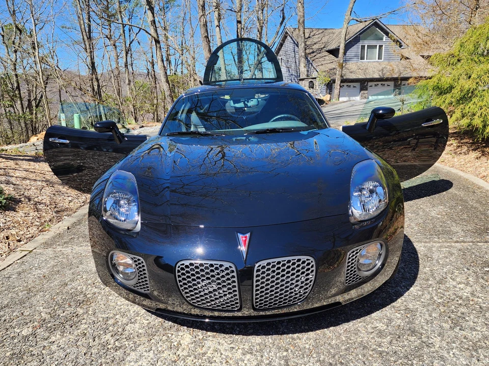 2009 Pontiac Solstice GXP - Image 8 of 31