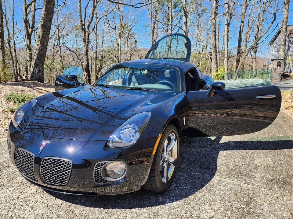 2009 Pontiac Solstice GXP - Image 9 of 31