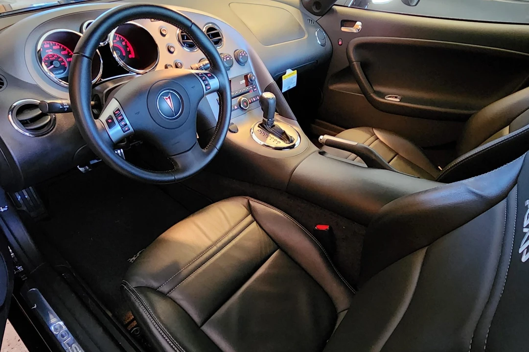 2009 Pontiac Solstice GXP - Image 24 of 31