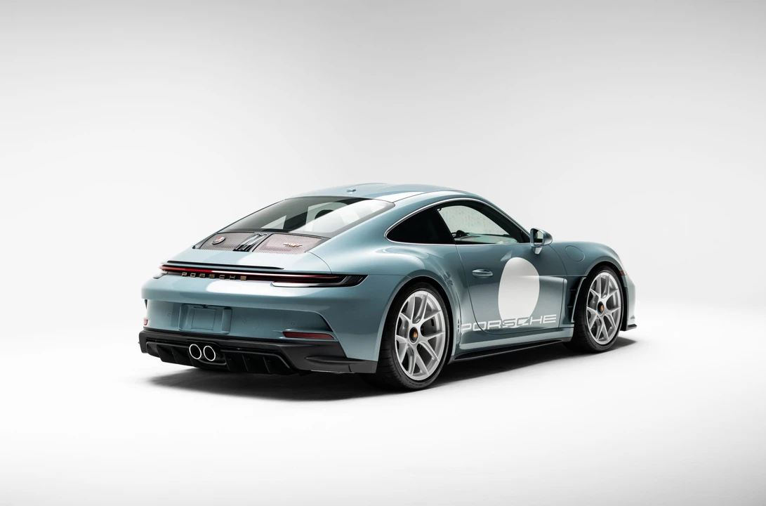 2024 Porsche 992 S/T - Image 18 of 21