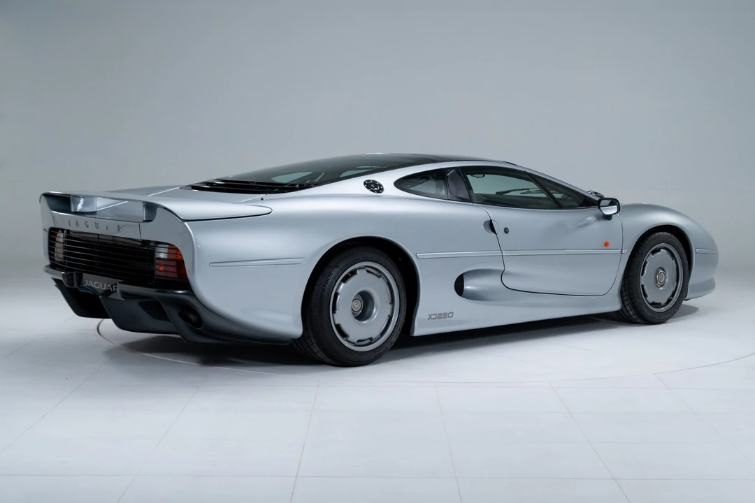 1993 Jaguar XJ220 - Image 6 of 31
