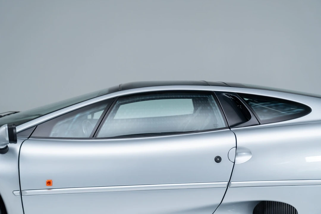 1993 Jaguar XJ220 - Image 14 of 31