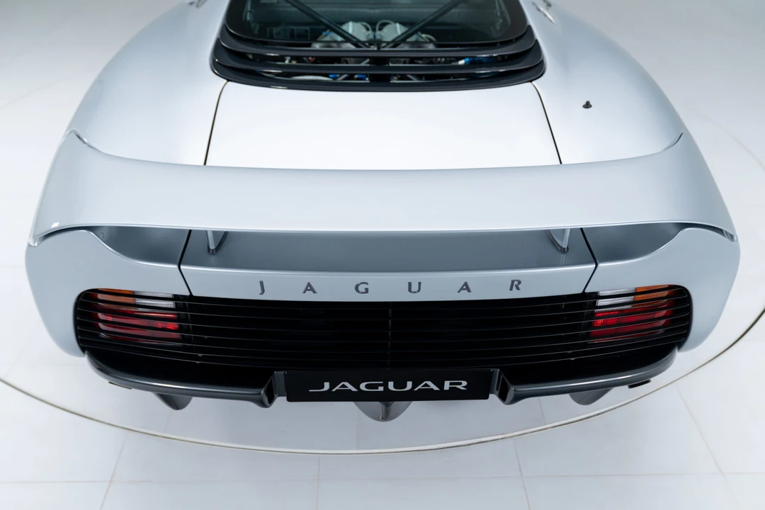 1993 Jaguar XJ220 - Image 23 of 31