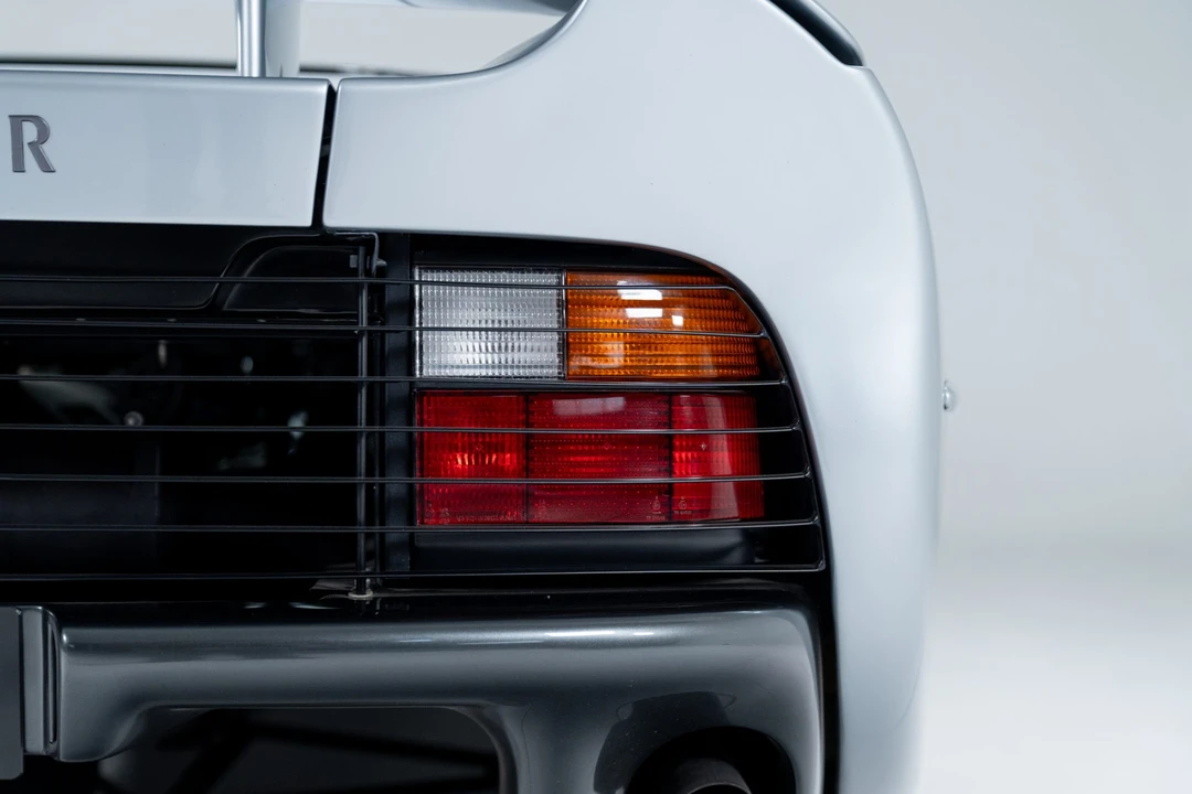1993 Jaguar XJ220 - Image 24 of 31