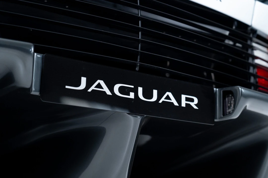 1993 Jaguar XJ220 - Image 22 of 31