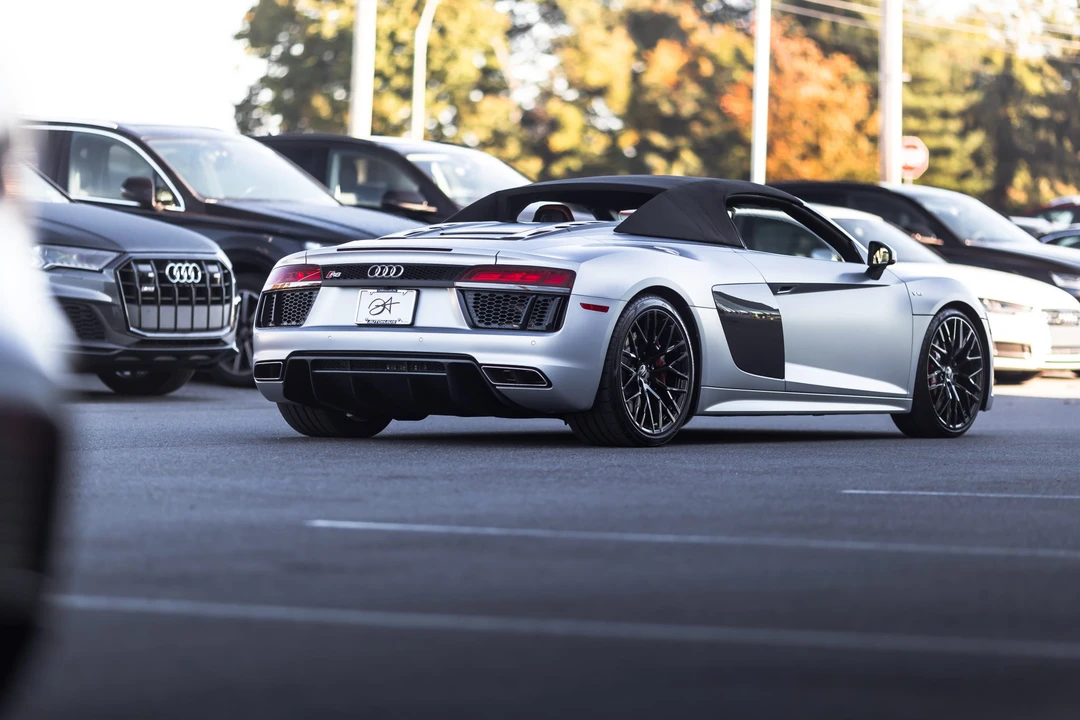 2018 Audi 4S R8 - Image 19 of 31