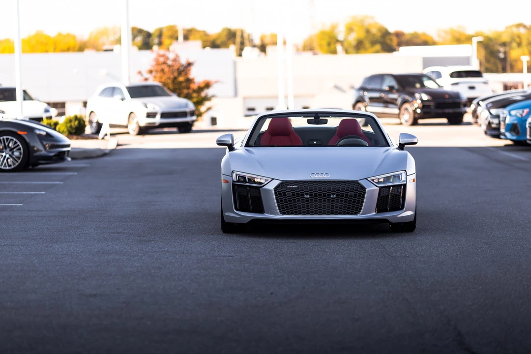2018 Audi 4S R8 - Image 9 of 31