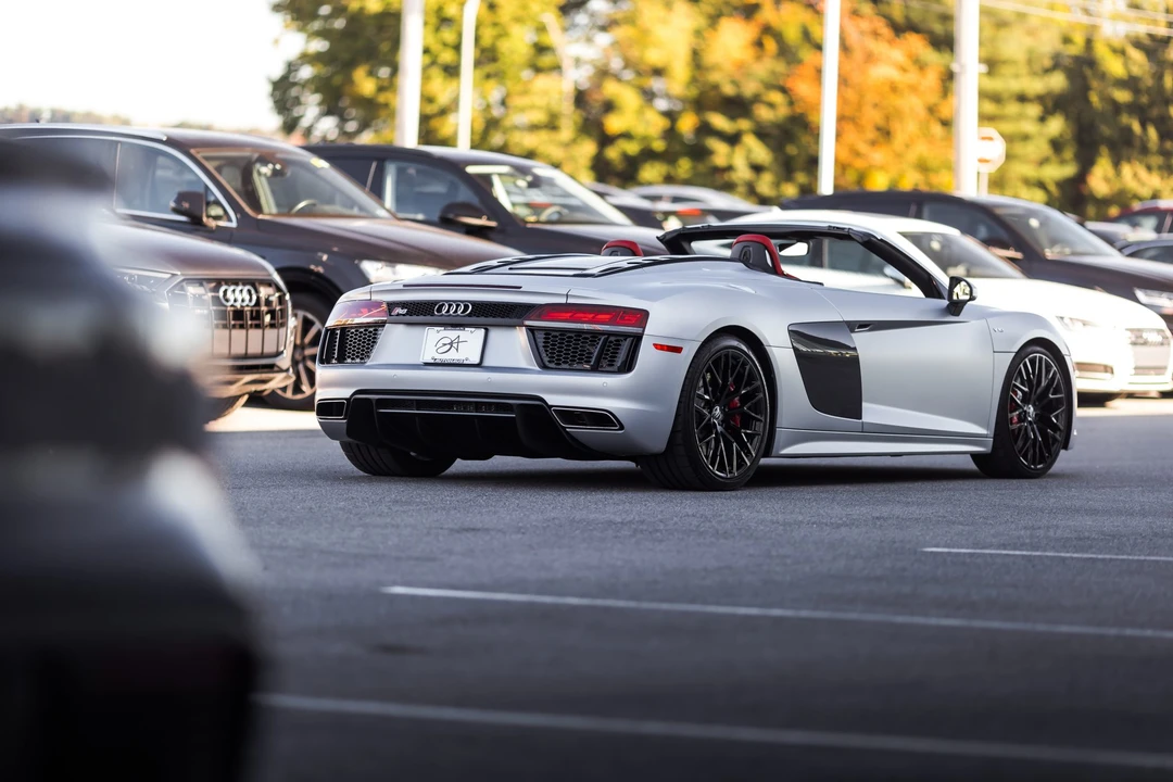2018 Audi 4S R8 - Image 24 of 31