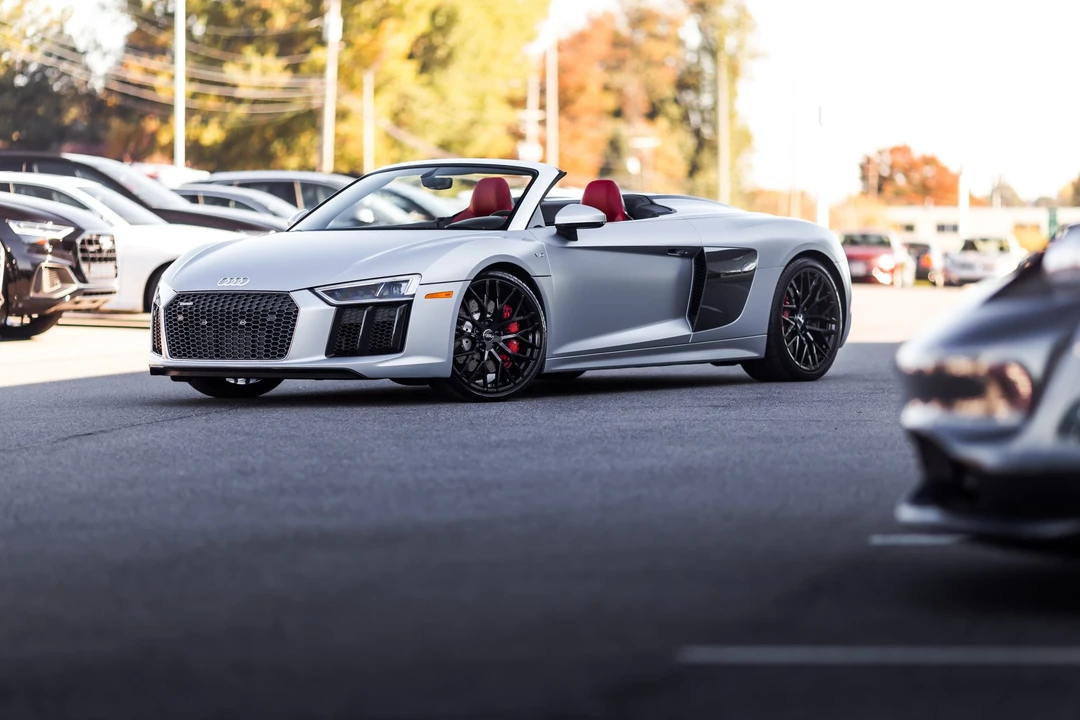 2018 Audi 4S R8 - Image 8 of 31