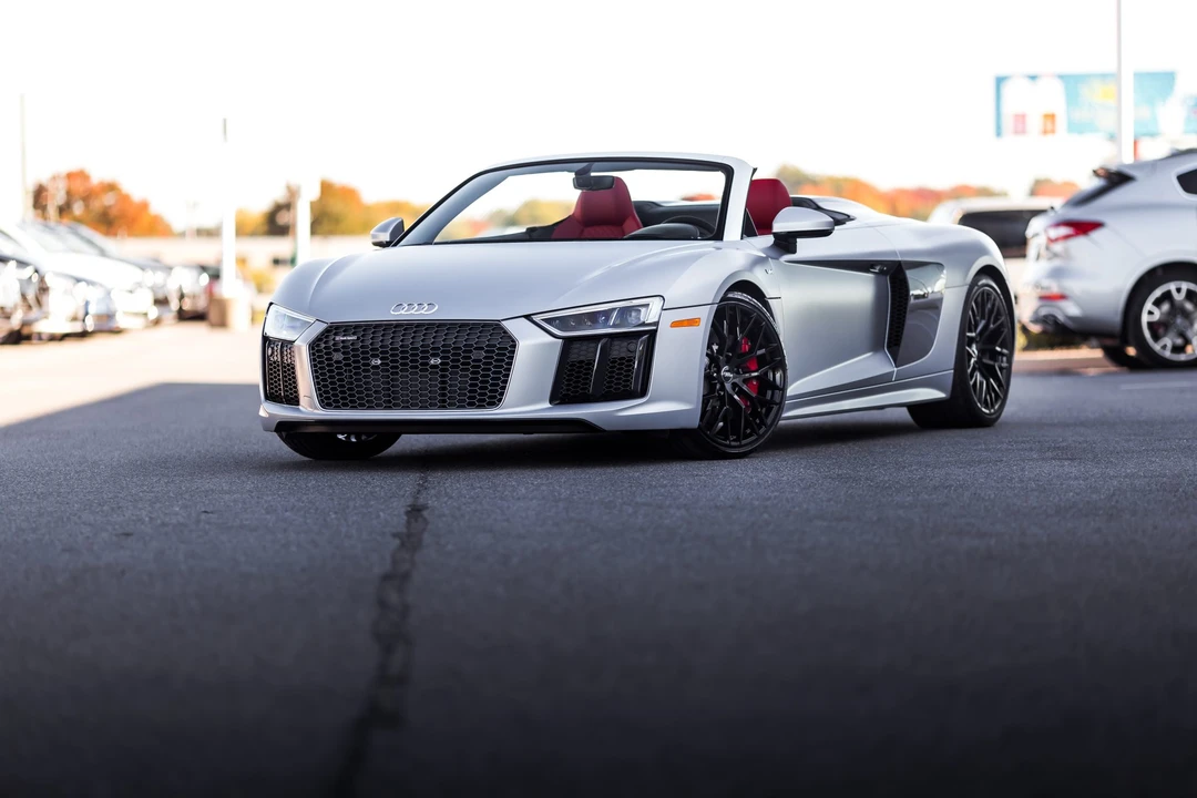 2018 Audi 4S R8 - Image 7 of 31