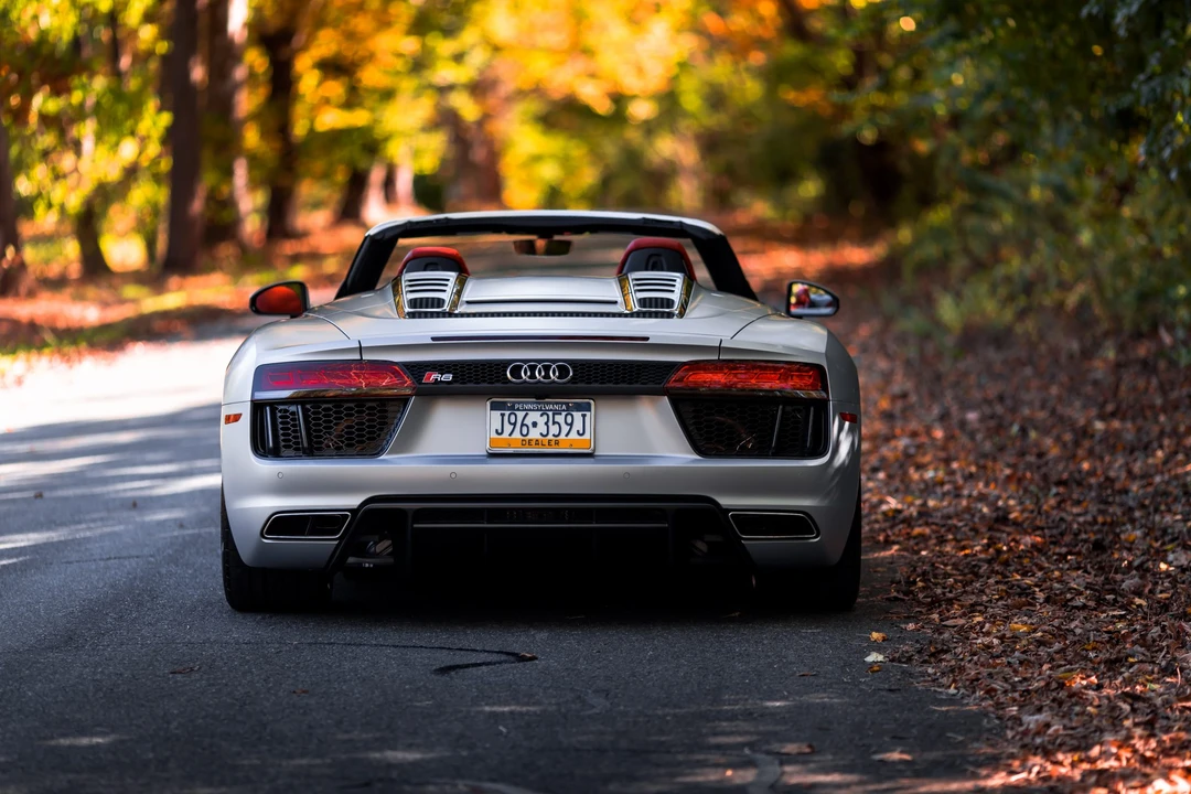2018 Audi 4S R8 - Image 3 of 31