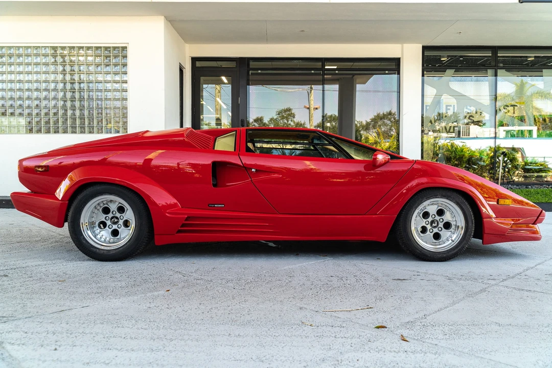 1990 Lamborghini Countach 25th Anniversary Edition - Image 10 of 31