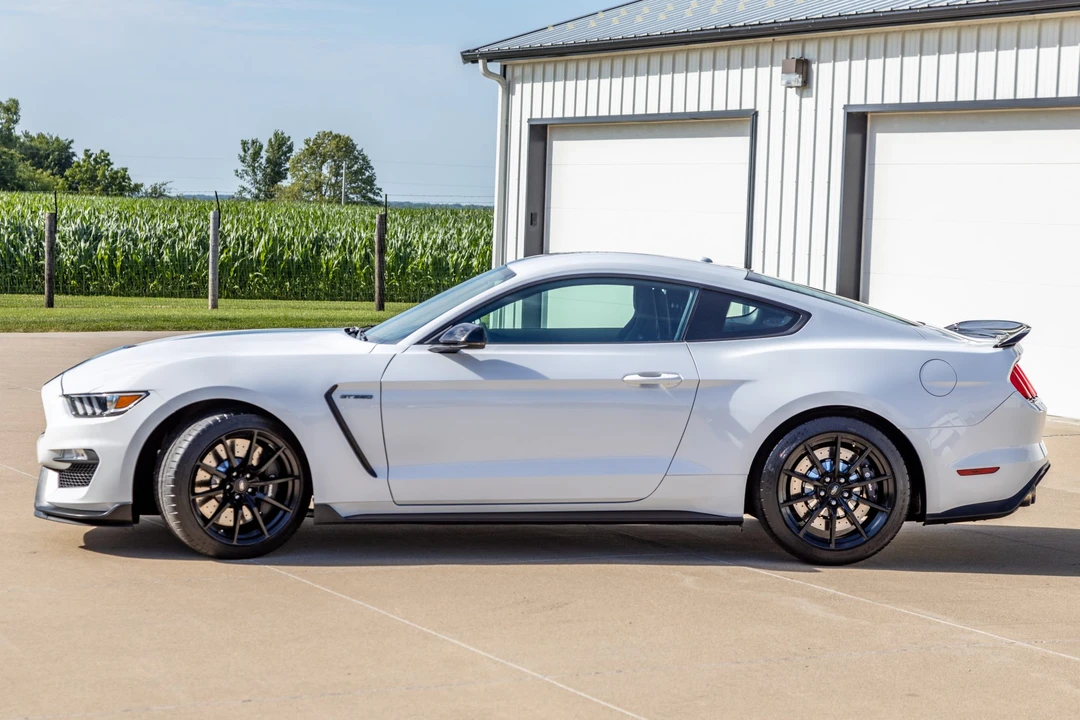 2017 Ford S550 Shelby Mustang GT350 - Image 6 of 31
