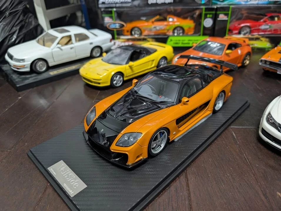 Parts & Memorabilia Scale Models - Image 2 of 8