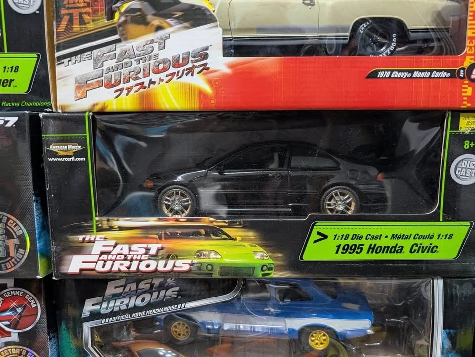 Parts & Memorabilia Scale Models - Image 4 of 8