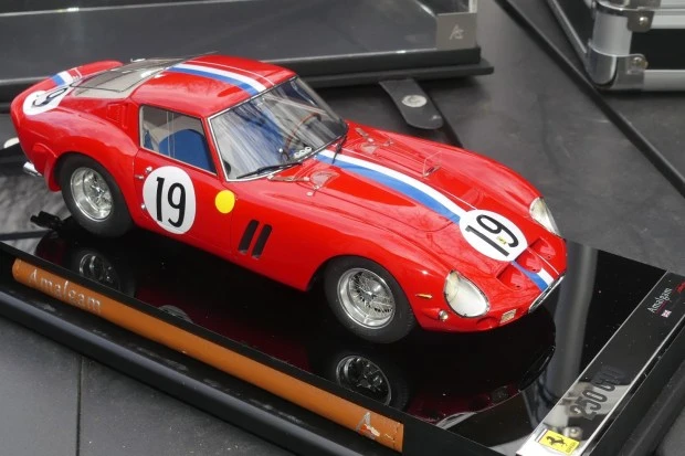 Parts & Memorabilia Scale Models - Image 2 of 5