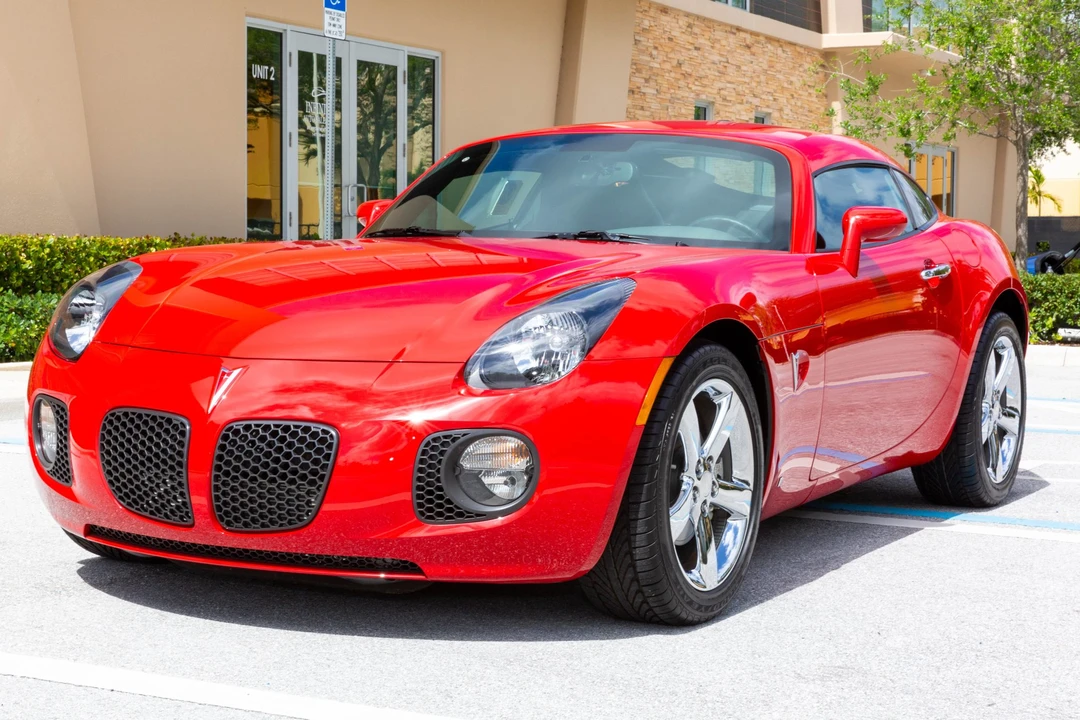 2009 Pontiac Solstice GXP - Image 3 of 31