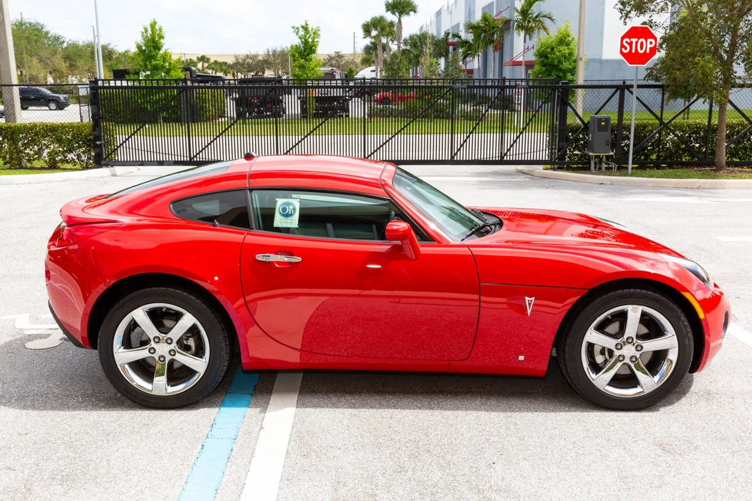 2009 Pontiac Solstice GXP - Image 15 of 31