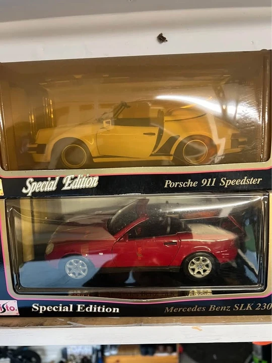Parts & Memorabilia Scale Models - Image 8 of 10