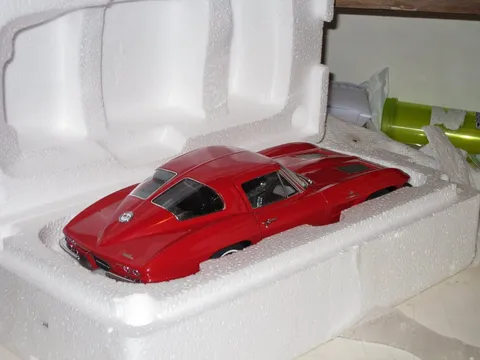 Corvette 1/18 Split Window Model
