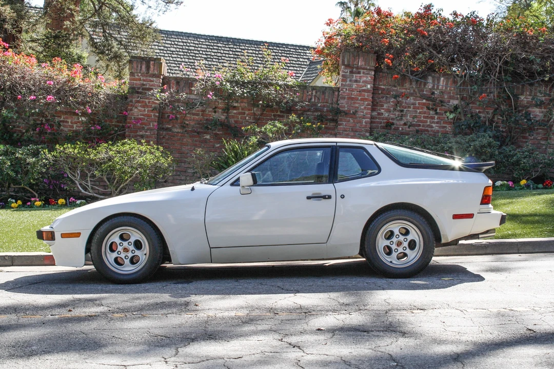 1983 Porsche 944 - Image 2 of 31