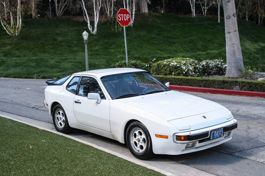 1983 Porsche 944 - Image 6 of 31