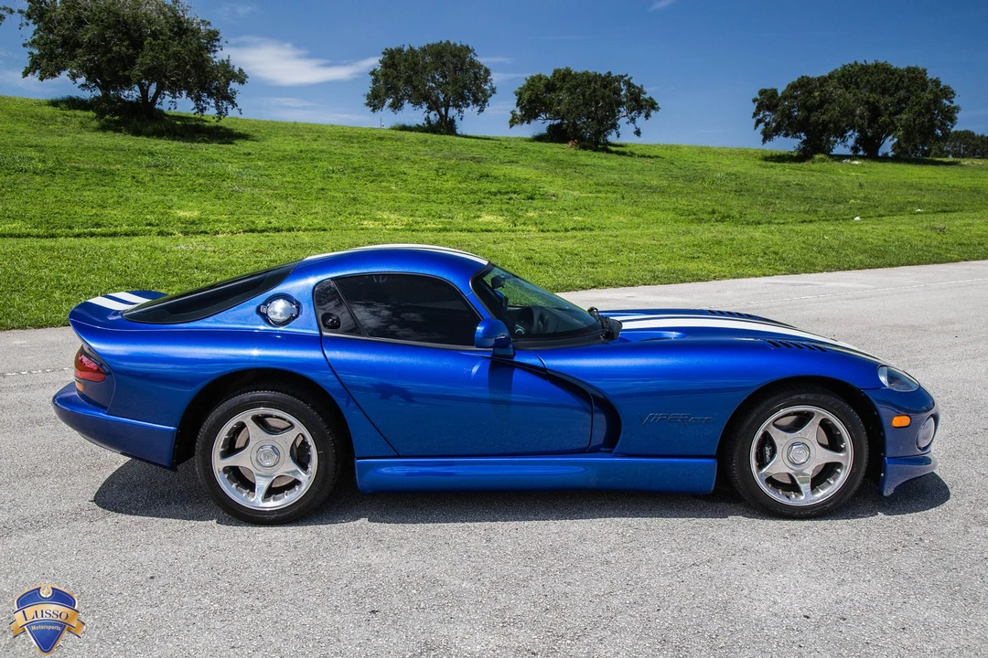 1997 Dodge Viper GTS 2nd Gen - Image 2 of 26