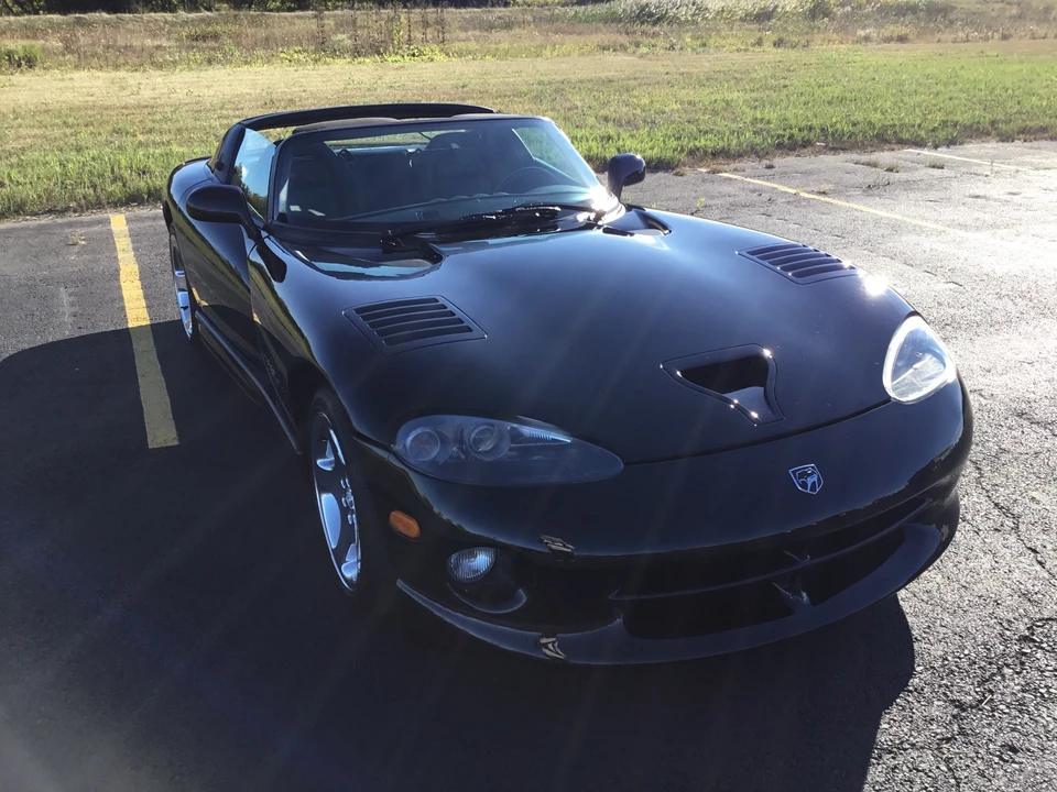 1999 Dodge Viper 2nd Gen - Image 2 of 31