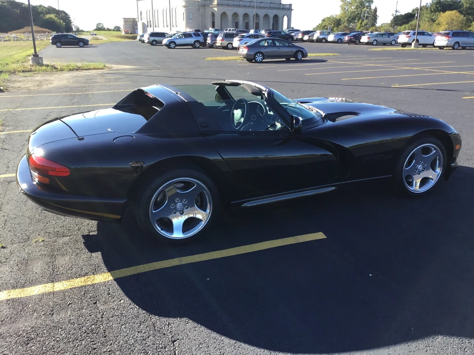1999 Dodge Viper 2nd Gen - Image 16 of 31