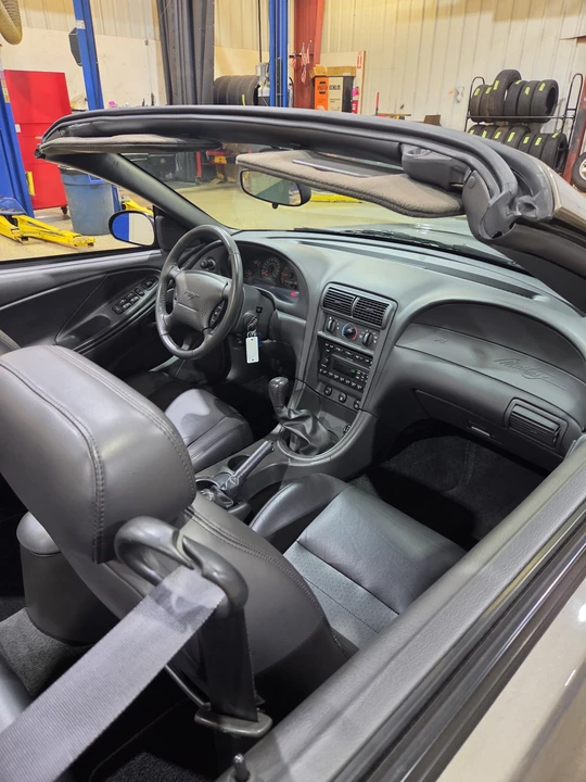 2002 Ford SN95 Mustang - Image 17 of 31