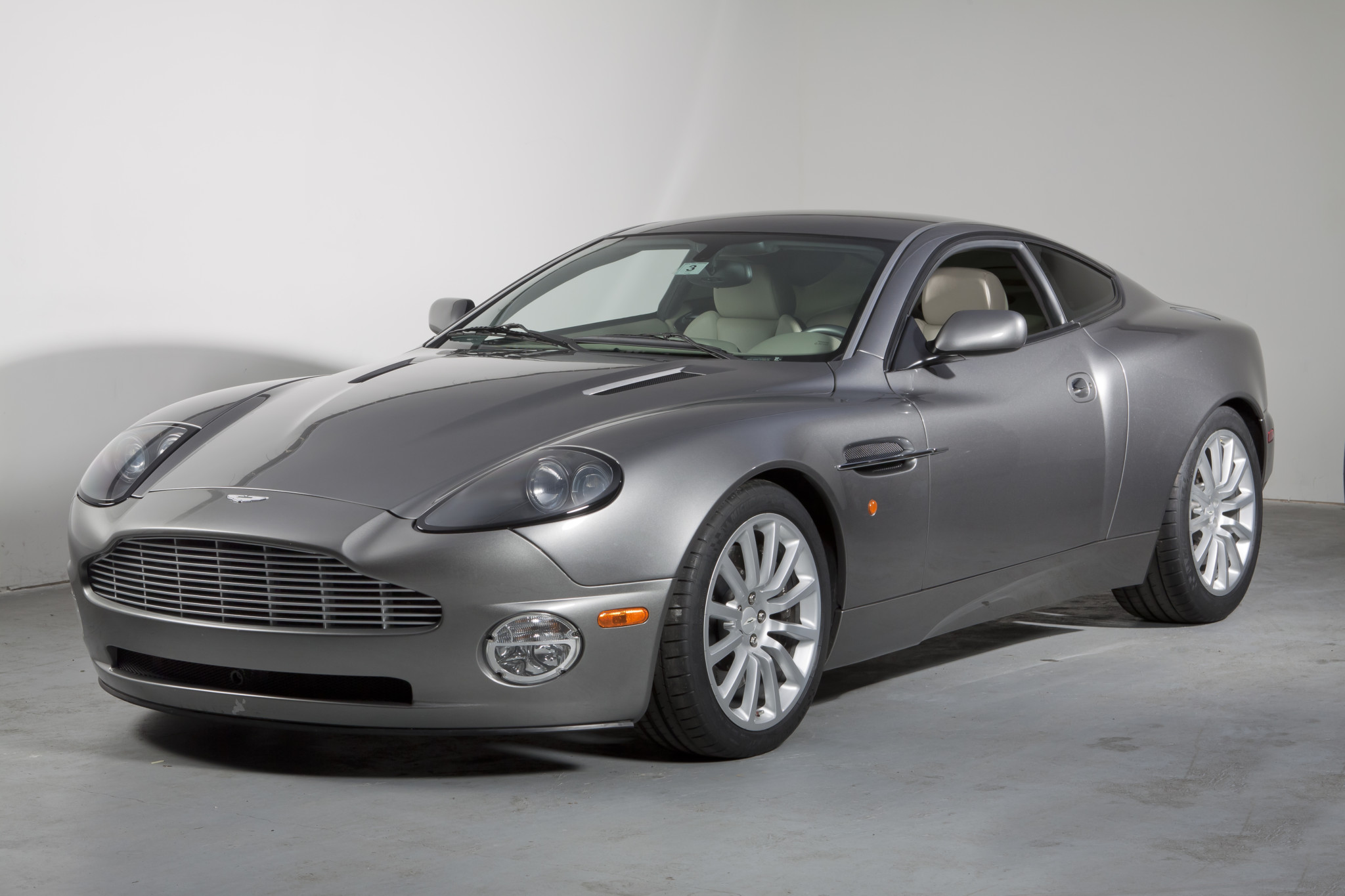 11K-Mile 2003 Aston Martin Vanquish