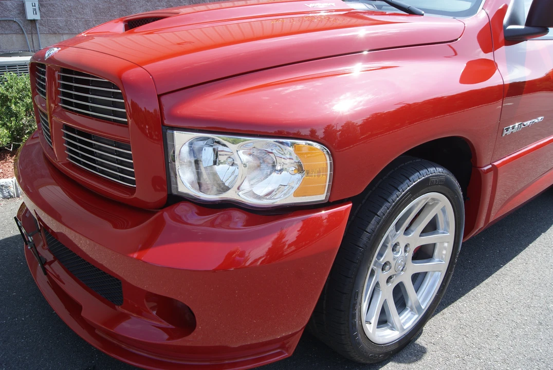 2005 Dodge Ram SRT-10 3rd Gen - Image 13 of 31
