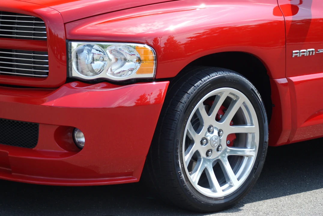 2005 Dodge Ram SRT-10 3rd Gen - Image 14 of 31