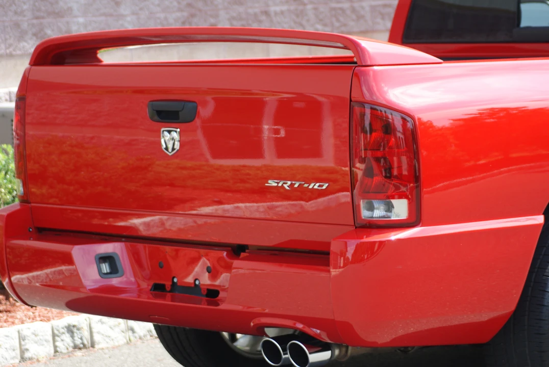 2005 Dodge Ram SRT-10 3rd Gen - Image 27 of 31