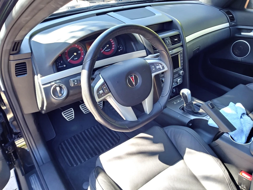 2009 Pontiac G8 - Image 15 of 31