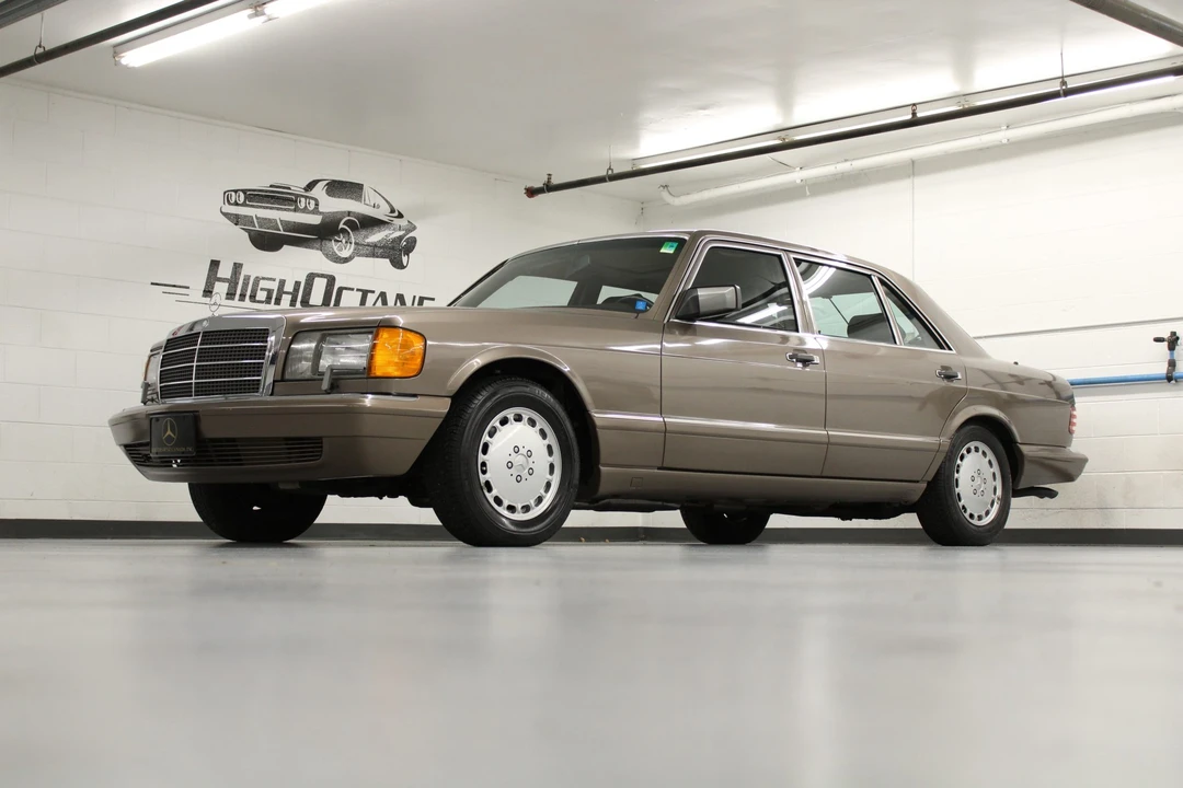 1988 Mercedes-Benz W126 S-Class Sedan - Image 5 of 31
