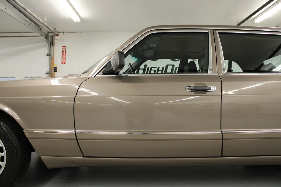 1988 Mercedes-Benz W126 S-Class Sedan - Image 29 of 31