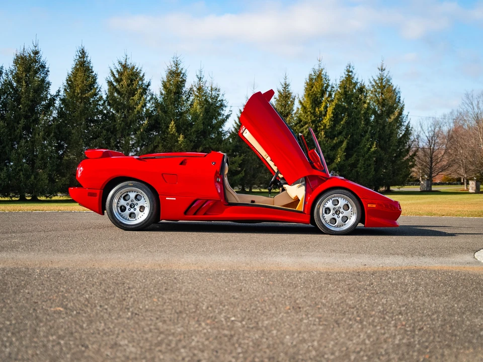 1997 Lamborghini Diablo VT - Image 27 of 31