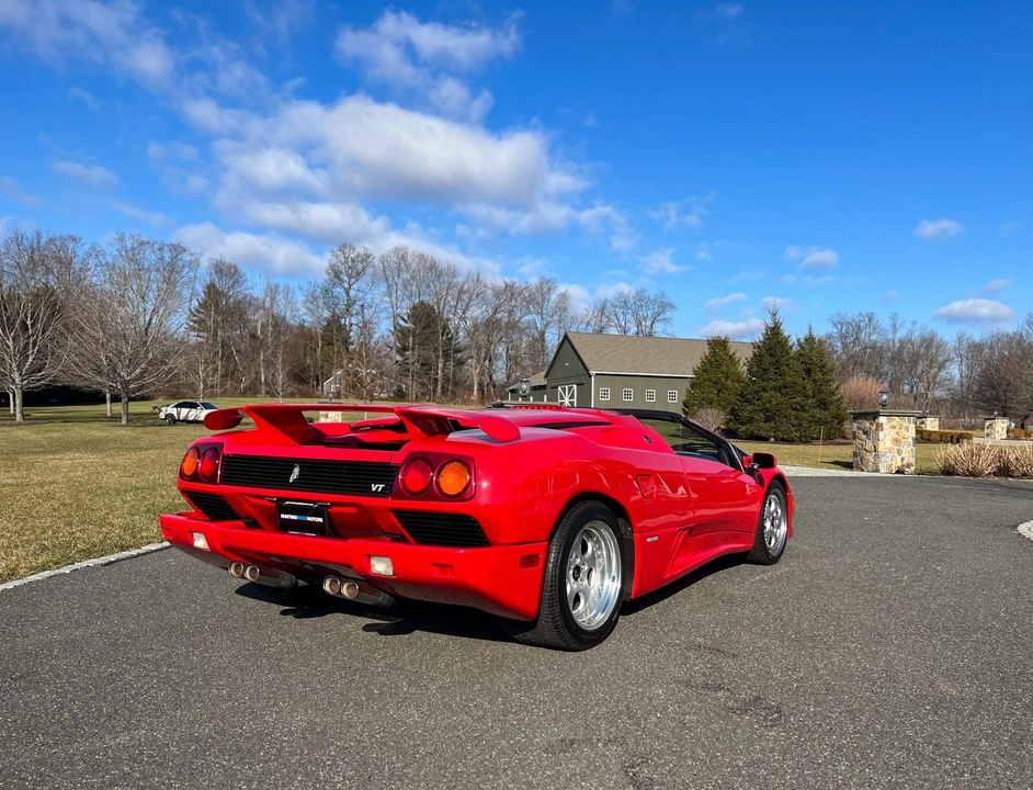 1997 Lamborghini Diablo VT - Image 9 of 31