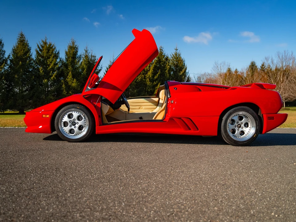 1997 Lamborghini Diablo VT - Image 22 of 31