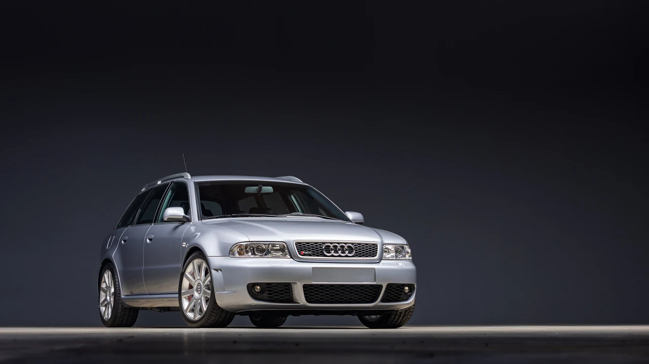 2002 Audi B5 RS4 Avant - Image 2 of 31