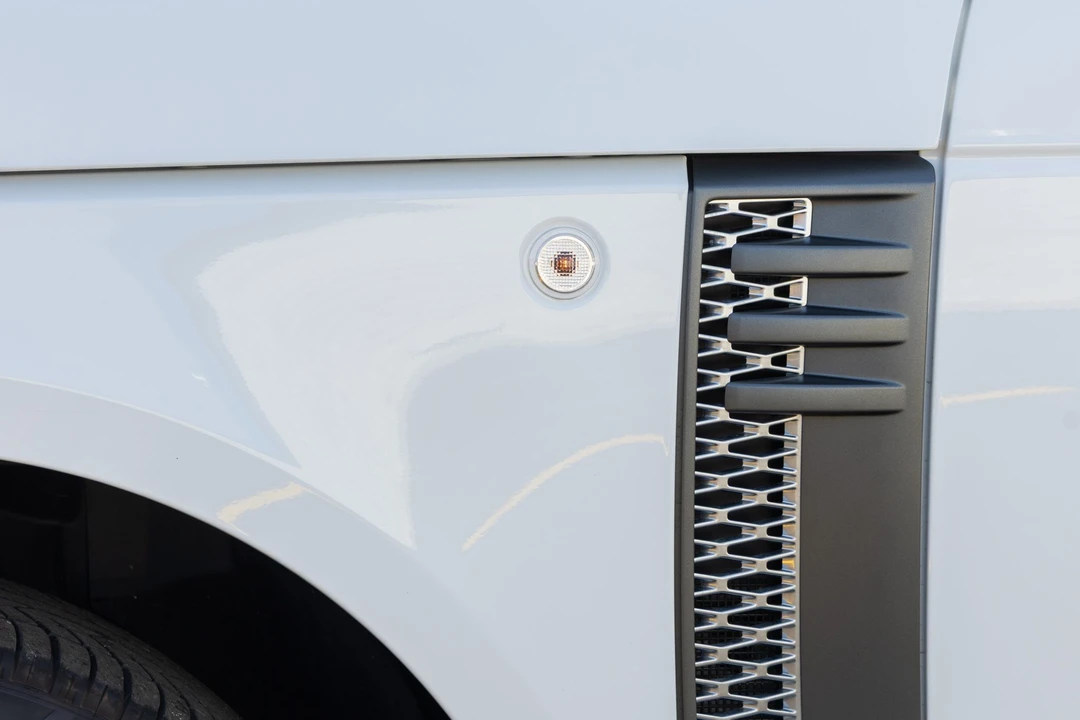 2011 Land Rover Range Rover L322 - Image 23 of 31