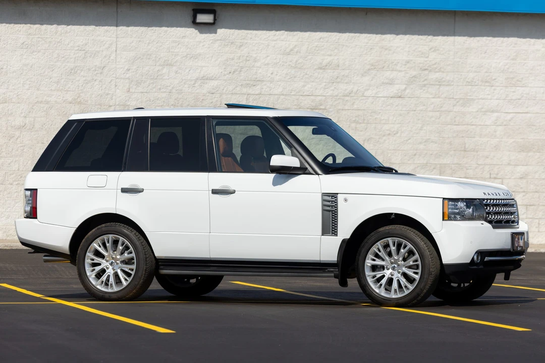2011 Land Rover Range Rover L322 - Image 4 of 31