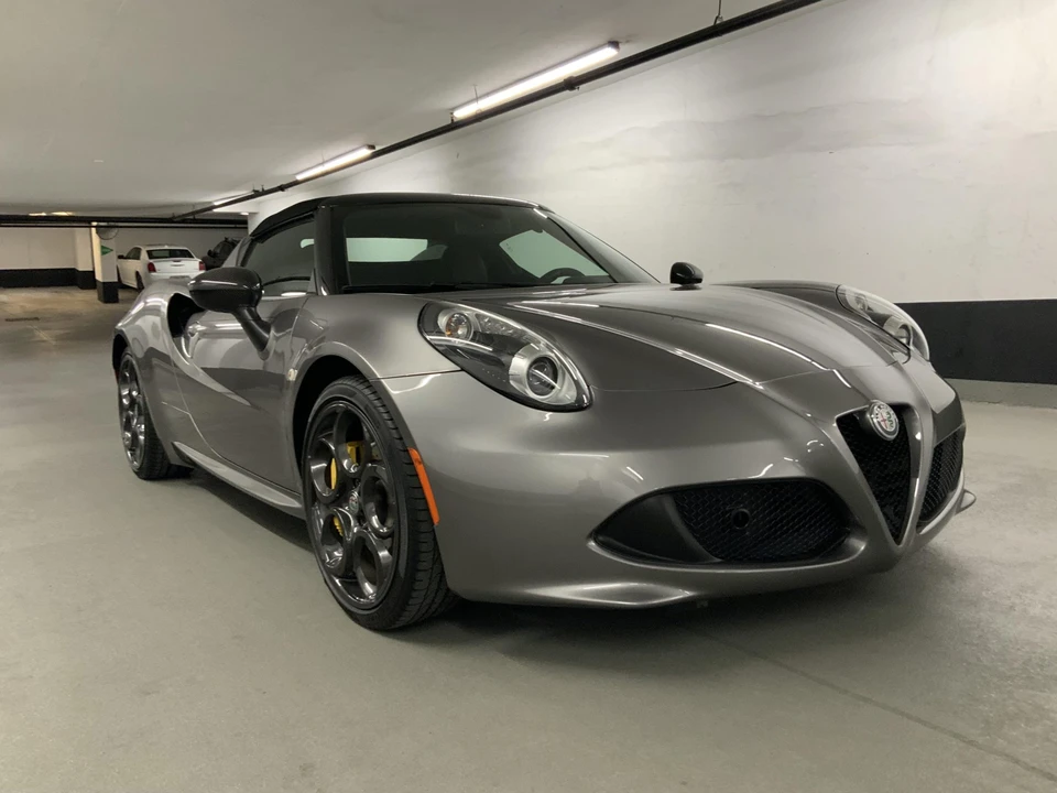 2016 Alfa Romeo 4C Spider - Image 19 of 31