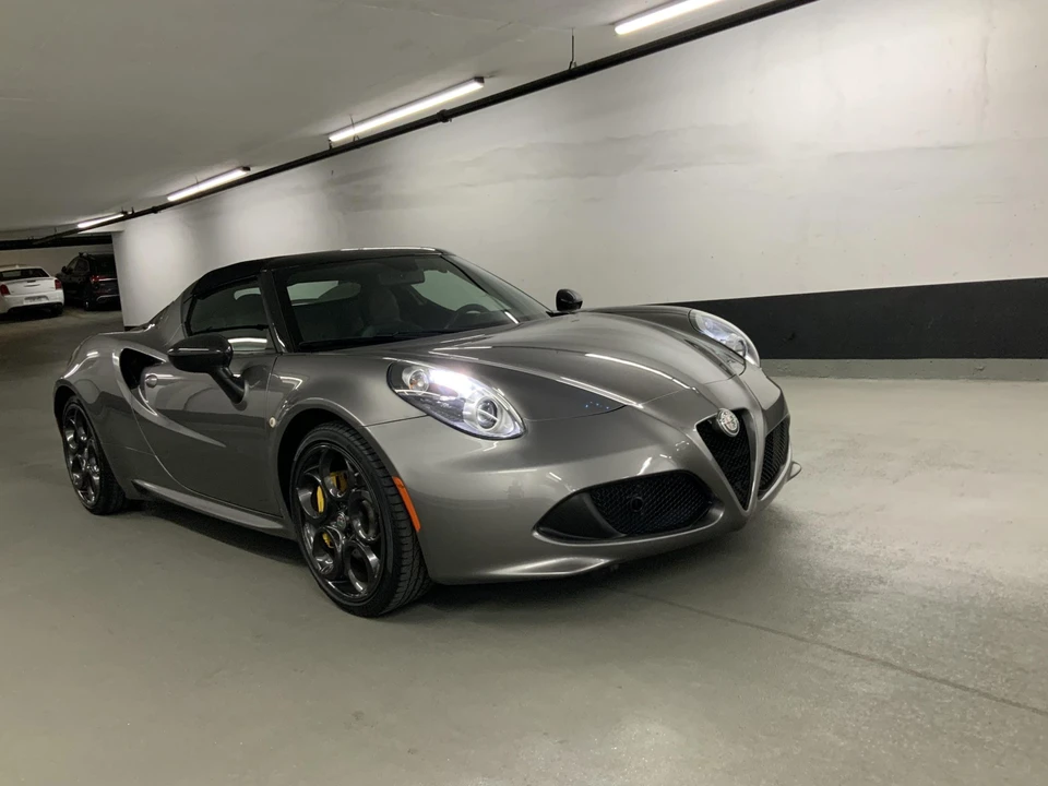 2016 Alfa Romeo 4C Spider - Image 18 of 31