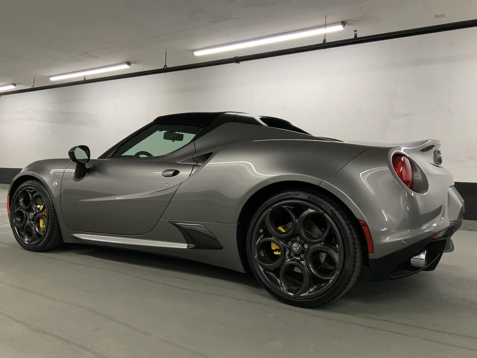 2016 Alfa Romeo 4C Spider - Image 9 of 31