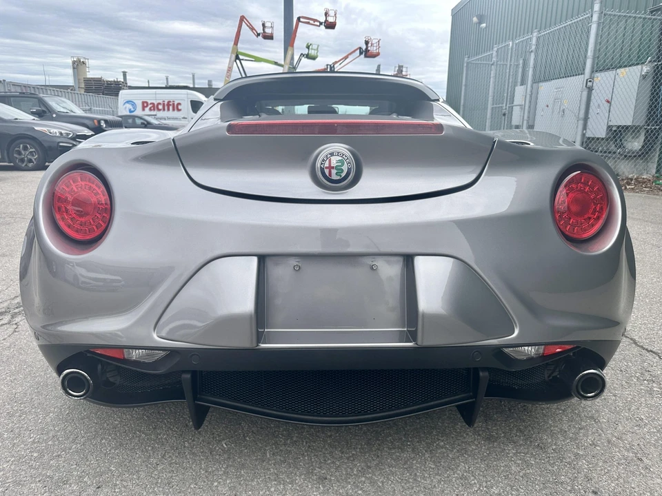 2016 Alfa Romeo 4C Spider - Image 9 of 31